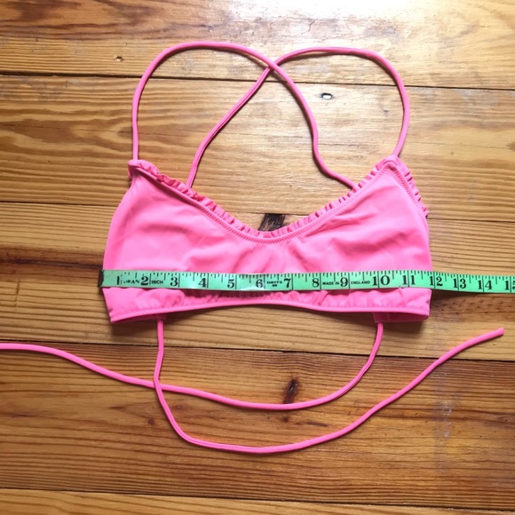 🌸5/$30🌸 Victoria’s Secret Pink Ruffle Bikini Top, GUC, M - Picture 3 of 7
